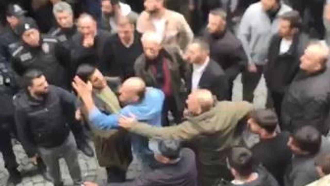 Bölgede şok olay! CHP’nin liste tartışması yumruklu kavgaya dönüştü