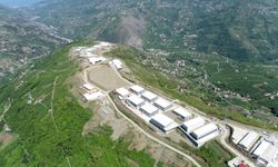 Trabzon'da dağın tepesinde 32 fabrika üretim yapıyor