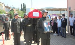 İZMİR - Ödemiş'te vefat eden Kıbrıs gazisi son yolculuğuna uğurlandı