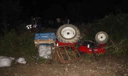 Kocaeli’de feci kaza, evlerine 50 metre kala traktör devrildi: 1 ölü, 3 yaralı