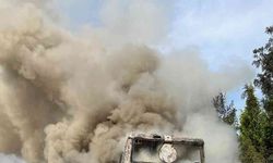 Metro Turizm’e ait içi yolcu dolu otobüs TEM’de alev alev yandı