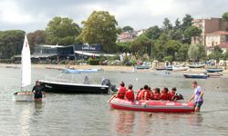 Ünye'de çocuklara yelken eğitimi veriliyor