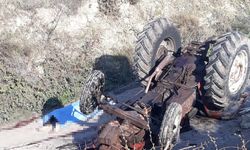 Altınözü’nde traktör devrildi: 1 ölü