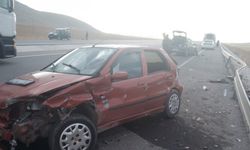 Karaman’da iki otomobil çarpıştı: 7 yaralı
