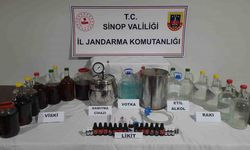 Sinop’ta 62,5 litre ev yapımı alkol ele geçirildi