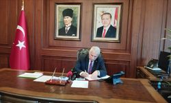Trabzon Valisi Aziz Yıldırım göreve başladı