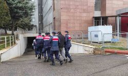 Jandarma ekipleri hapis cezası bulunan 4 kişiyi yakaladı