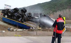 Amasya’da akaryakıt tankeri devrildi: 1 yaralı