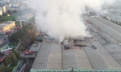 İstanbul'da halı fabrikasında yangın!