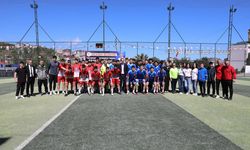 Akçaabat'ta liseler arası futbol turnuvası başladı