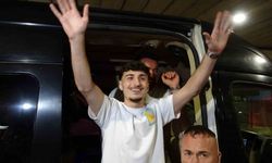 Trabzonspor’un yeni transferi Cihan Çanak, Trabzon’a geldi