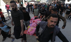 Katil İsrail'in Gazze'ye saldırılarında can kaybı 52 bin 495'e yükseldi