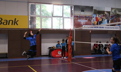 Akçaabat’ta  19 mayıs voleybol turnuvası başladı