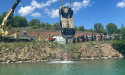 Kayıp genç aracıyla gölde bulundu!