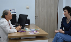 Kanser taramasını 8 yıldır yaptıran öğretmen, dördüncü kontrolündeki erken teşhisle sağlığına kavuştu