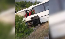 Tur otobüsü şarampole düştü!  16 yaralı