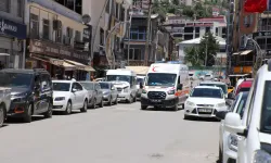 Hakkari'de askeri araç kaza yaptı: 8 asker yaralandı