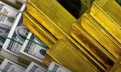 Vatandaş doları bırakıp altına kaçtı
