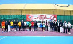 Trabzon'da Atatürk Tenis Turnuvası çekişmeli maçlara sahne oldu!