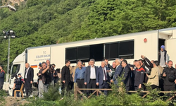 Bakan Uraloğlu, Trabzon'da selden etkilenen bölgelerde incelemelerini sürdürdü