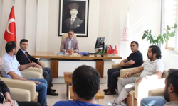 Bayburt’ta robot yarışmasından başarıyla dönen takımların öğretmenlerine katılım belgeleri verildi