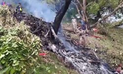 Hindistan'da  bu kez  helikopter  düştü!