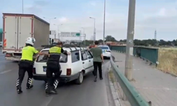 Sınava giderken araçları arızalandı gözyaşlarına boğuldu
