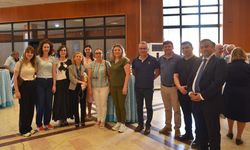Üst yönetimi bayramlaşma töreninde personelle bir araya geldi