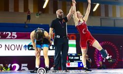 Trabzonlu güreşçi Beyzanur Akkuş, Avrupa şampiyonu oldu