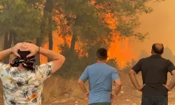 Antalya’da üç ayrı noktada orman yangını: Evler tahliye edildi