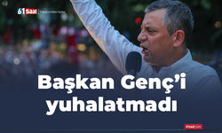 Ahmet Metin Genç'i yuhalatmadı!