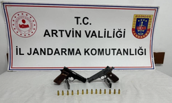 Artvin'de silah sesleri üzerine yapılan kontrolde ruhsatsız tabanca ele geçirildi