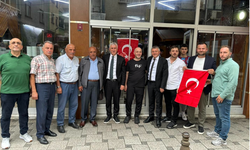 Of'tan "Terörsüz Türkiye"ye Ay Yıldızlı Destek