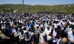 Binlerce kişi Kadırga Yaylası'nda Otçu Şenliği için bir araya geldi