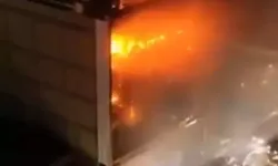 Komşuda facia! AVM yangınında  50 kişi hayatını  kaybetti