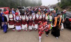 Trabzon'da geleneksel yayla göçünde renkli anlar!