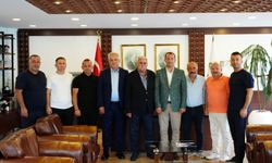 Sebat Gençlik Spor Akçaabat Belediye Başkanı Osman Nuri Ekim’i ziyaret etti