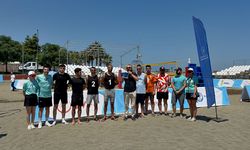 Trabzon'da plaj voleybolu turnuvasına yoğun ilgi!