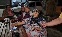 Depreme  düğünde  yakalandılar!