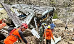 Endonezya’da sel felaketi: Ölü sayısı 174’e yükseldi