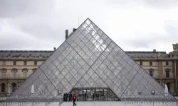 Avrupalı olmayan ziyaretçilere yüzde 45 zam