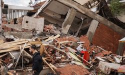 Akdeniz'de  peş peşe depremler!