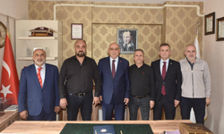 Başkan Kara ilçelerdeki esnafın sorunlarını dinledi