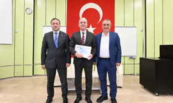 KTÜ Rektörü Prof. Dr. Çuvalcı öğrencilerle buluştu