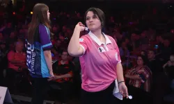 Dartta Türkiye’de ilk dünya şampiyonu!