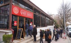 Şehit İlhan Ongan'ın anısına binlerce kişiye ücretsiz yemek dağıtıldı!