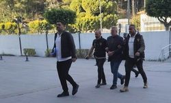 Sahibi olduğu markette tartıştığı 2 kişiyi öldüren cinayet zanlısı adliyeye sevk edildi!