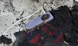 Evde patlayan telefon yürekleri ağza getirdi!