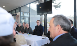 Başkan Ekim, Huzurevindeki yaşlıları ziyaret etti!