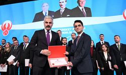 MHP Siyaset ve Liderlik Okulu’nda Trabzon’u Ömer Faruk Cora temsil etti